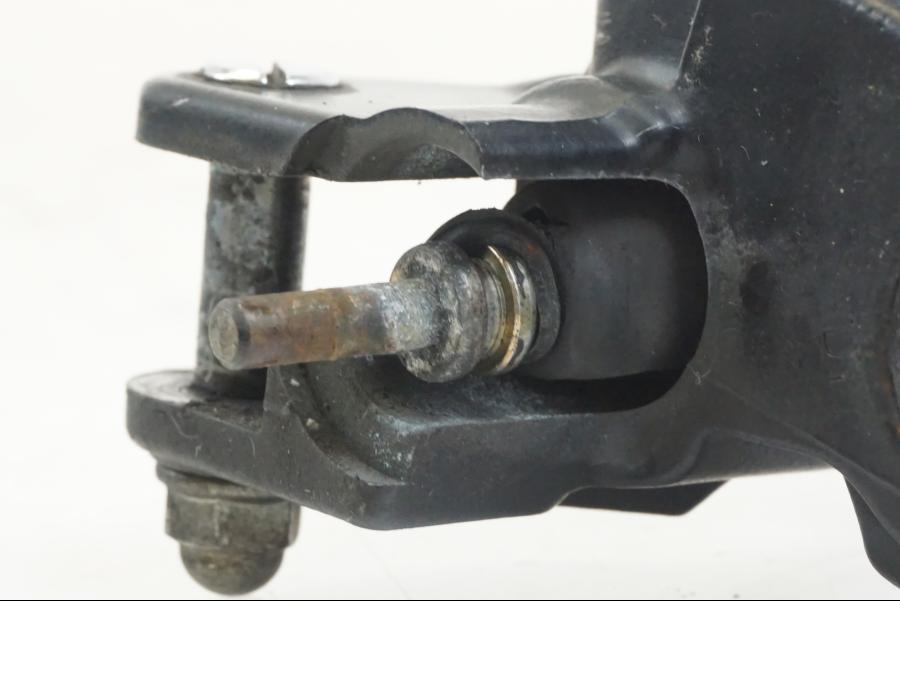 Höger sida på Kopplingshuvudcylinder från en Honda ST 1300 -2002 motorcykel.