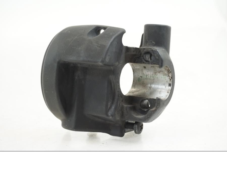 Framsidan på Gasklo från en BMW F 650 CS -2003 motorcykel.