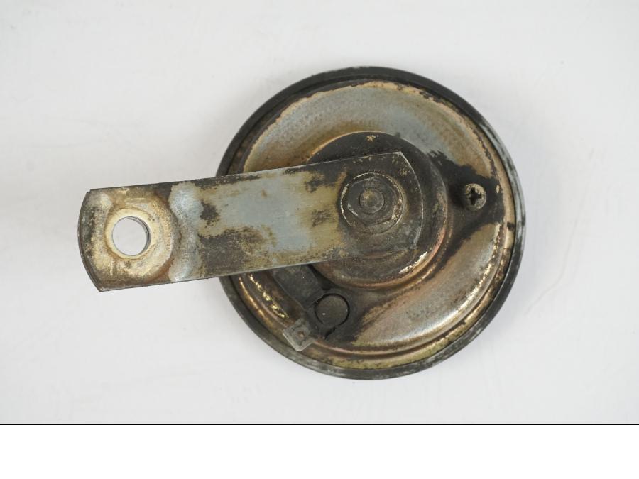 Höger sida på Signalhorn / Tuta från en Aprilia RS 125 -2000 motorcykel.