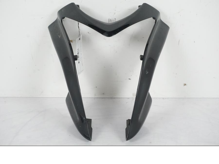 Framsidan på Toppkåpa från en Kawasaki ER-6N ABS -2010 motorcykel.