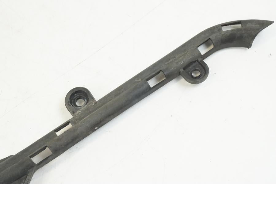 Höger sida på Plast från en BMW F 650 CS -2003 motorcykel.