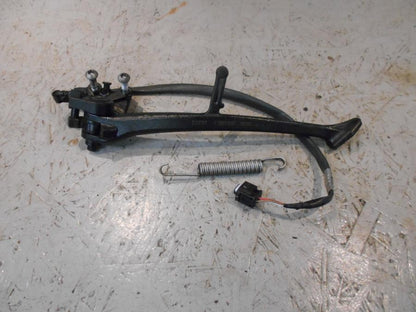 Framsidan på Sidostöd från en BMW K 1300 R -2009 motorcykel.