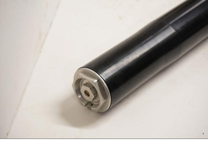 Vänster sida på Gaffelben från en KTM RC8 -2008 motorcykel.