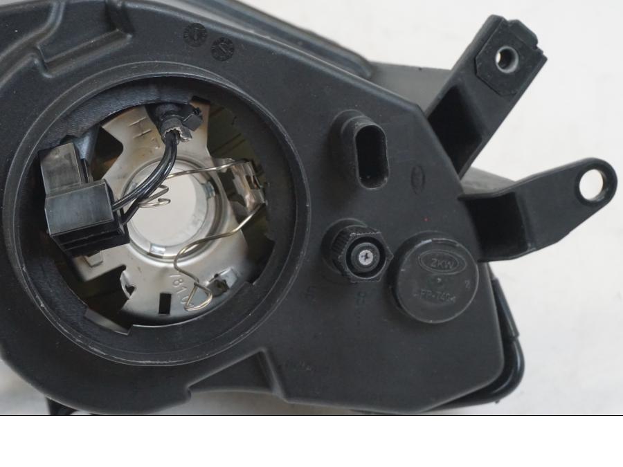 Extrabild4 på Strålkastare från en BMW S 1000 XR -2014 motorcykel.