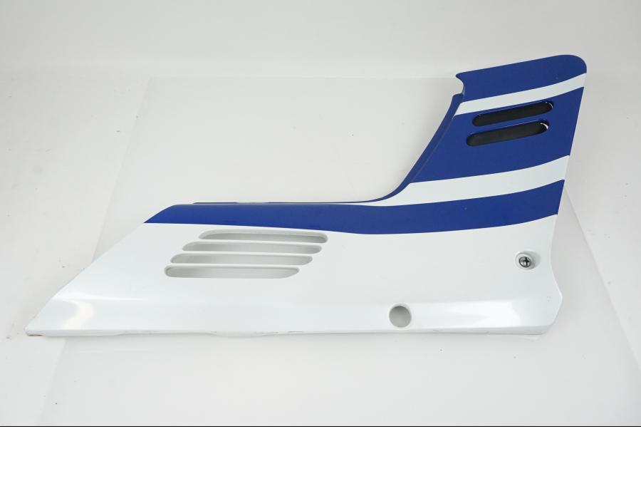 Baksidan på Sidopanel från en Honda CBR 1000 F -1989 motorcykel.