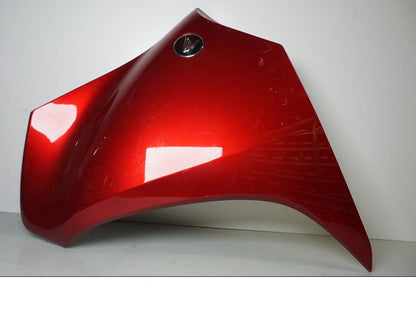 Framsidan på Sidkåpa från en Honda VFR 1200 -2014 motorcykel.