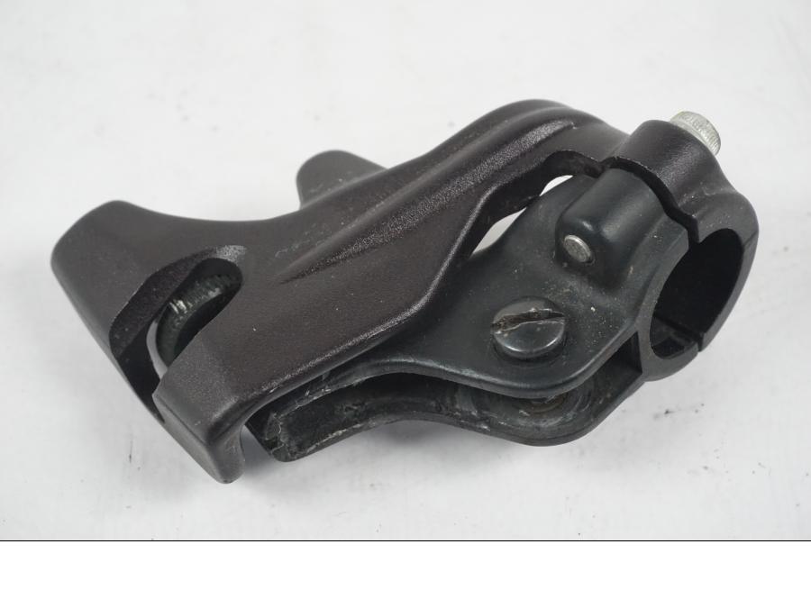 Framsidan på Kopplingsklo från en MV Agusta Dragster -2014 motorcykel.