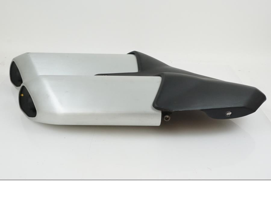 Baksidan på Ljuddämpare från en Ducati Multistrada 1260 -2019 motorcykel.