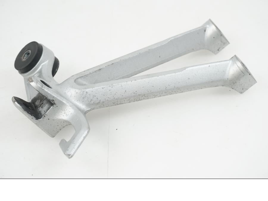 Snett uppifrån på Fotpinnefäste från en Suzuki GSX-R 1000 -2007 motorcykel.