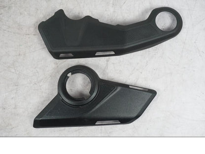 Höger sida på Ramskydd från en Ducati Multistrada V4 -2024 motorcykel.