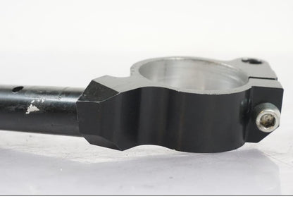 Vänster sida på Styre från en Kawasaki ZX-6R -2011 motorcykel.