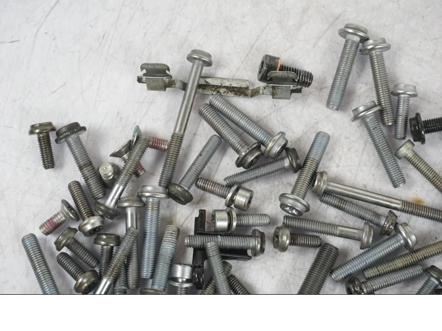 Extrabild2 på Skruv / Mutter etc från en BMW F 750 GS -2020 motorcykel.