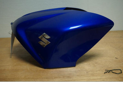 Höger sida på Bensintankskåpa från en Suzuki GSX-R 1000 -2007 motorcykel.