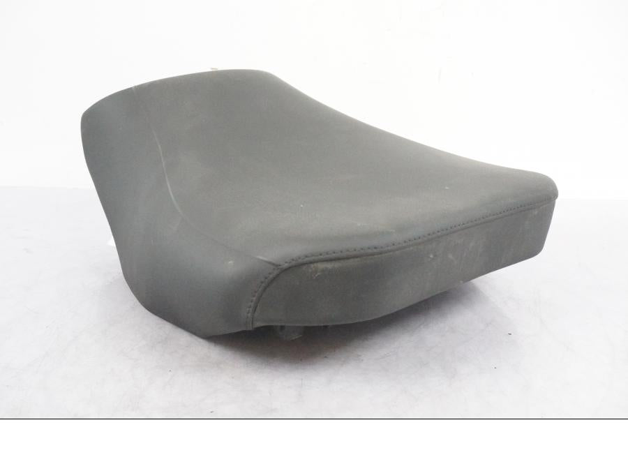 Höger sida på Sadel från en BMW R 1250 GSA -2021 motorcykel.