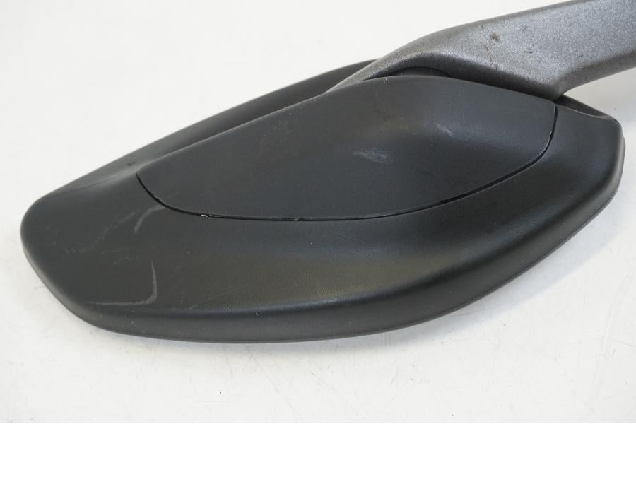 Extrabild3 på Backspegel från en Ducati Streetfighter V4 -2020 motorcykel.