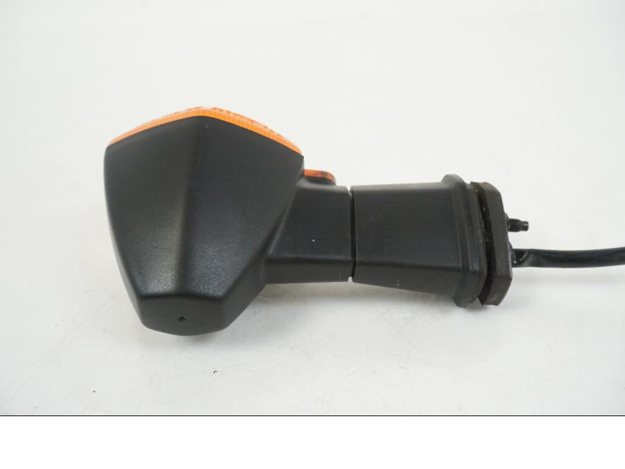 Vänster sida på Blinkers från en Suzuki GSX-R 750 -2001 motorcykel.