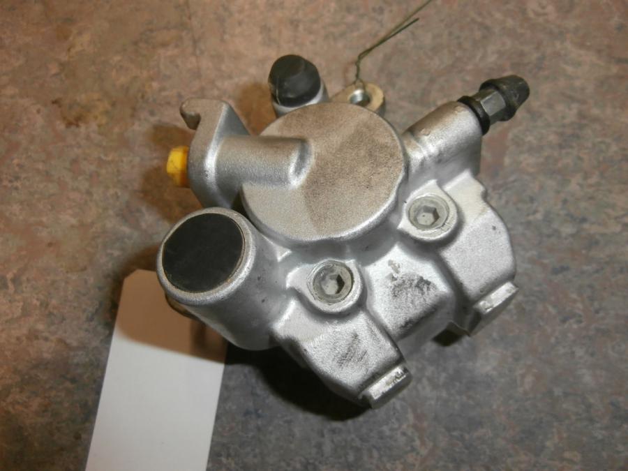 Framsidan på Bromsok från en Hsun HS450ATV-2 -2012 ATV.