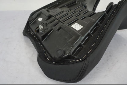 Extrabild2 på Sadel från en KTM 1290 Super Duke -2019 motorcykel.