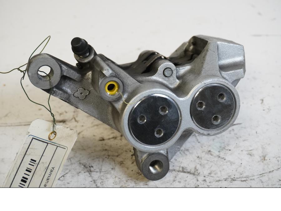 Framsidan på Bromsok från en Yamaha XV 1900 -2007 motorcykel.