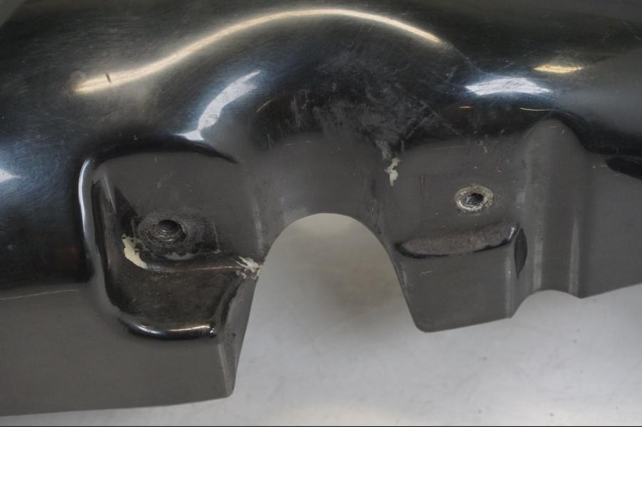 Höger sida på Framskärm från en Honda CB 750 -2002 motorcykel.