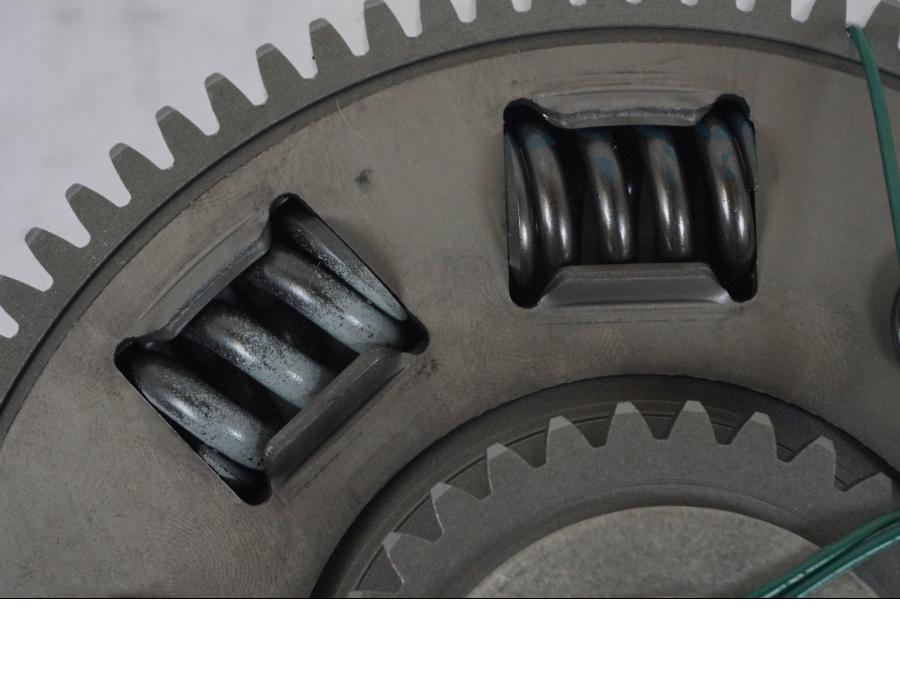 Extrabild3 på Kopplingskorg från en Kawasaki Z 900 -2019 motorcykel.