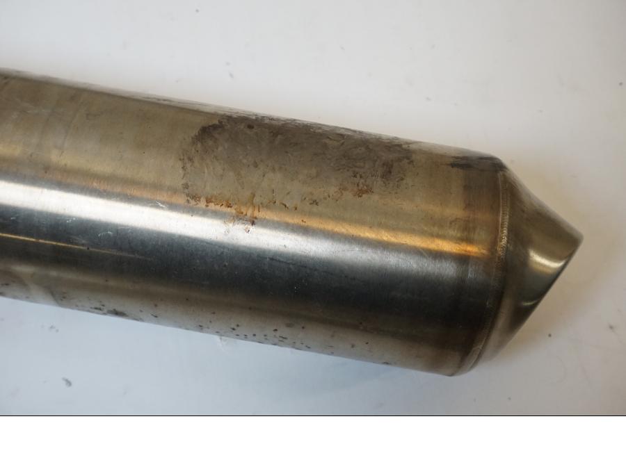 Baksidan på Ljuddämpare från en KTM 990 SM -2008 motorcykel.