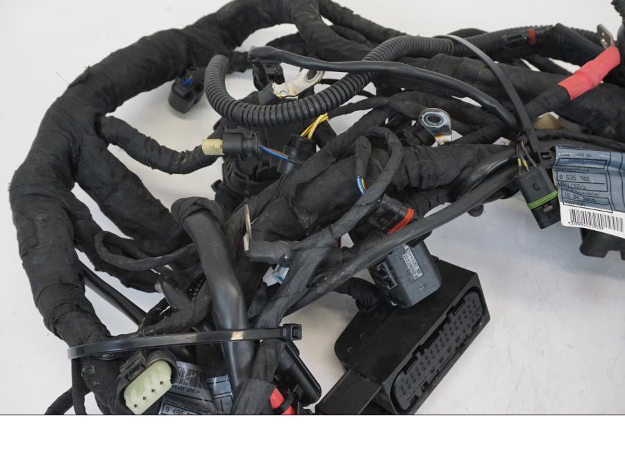 Vänster sida på Kabelstam från en BMW R 1250 GS -2019 motorcykel.