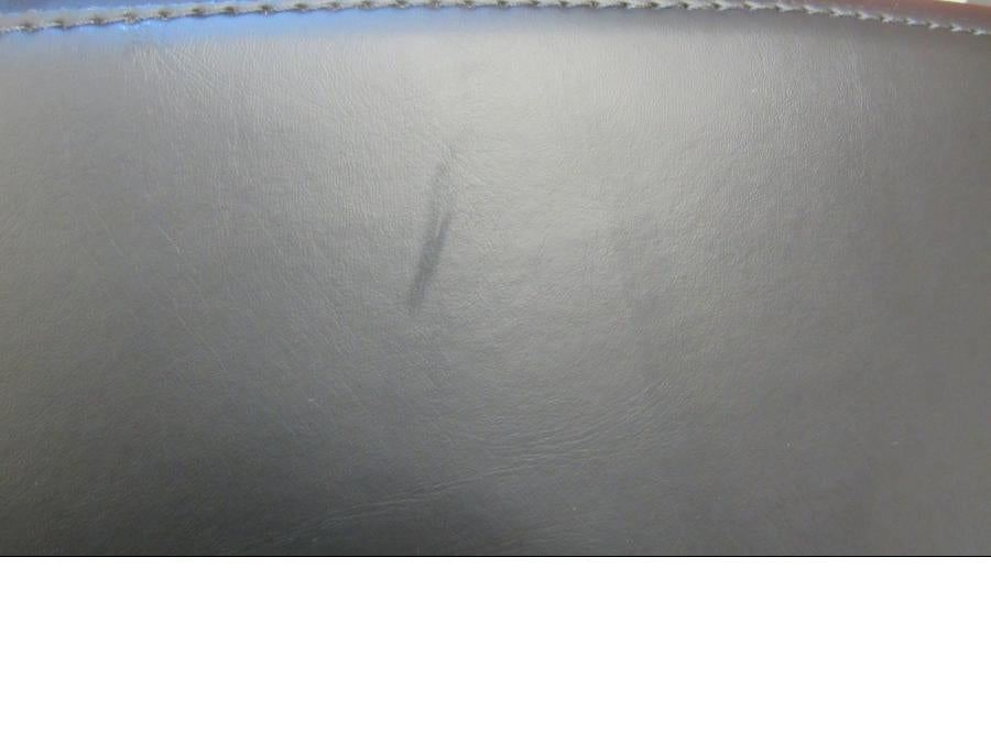 Snett uppifrån på Sidoväska från en H-D Touring Road King Classic FLHRCI -2018 motorcykel.