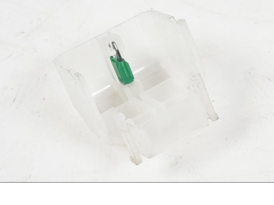 Snett nerifrån på Startrelä från en Suzuki VZR 1800 -2009 motorcykel.