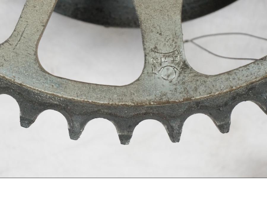 Baksidan på Drevfäste från en Kawasaki Z 900 -2019 motorcykel.