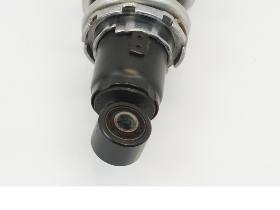 Höger sida på Stötdämpare från en Kawasaki ER-6N -2009 motorcykel.