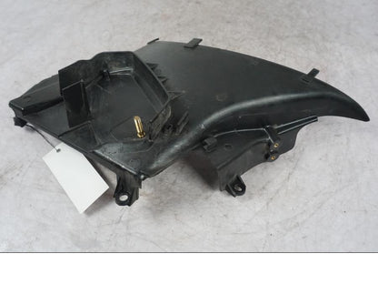 Snett uppifrån på Luftvinge från en Buell 1125 R -2008 motorcykel.