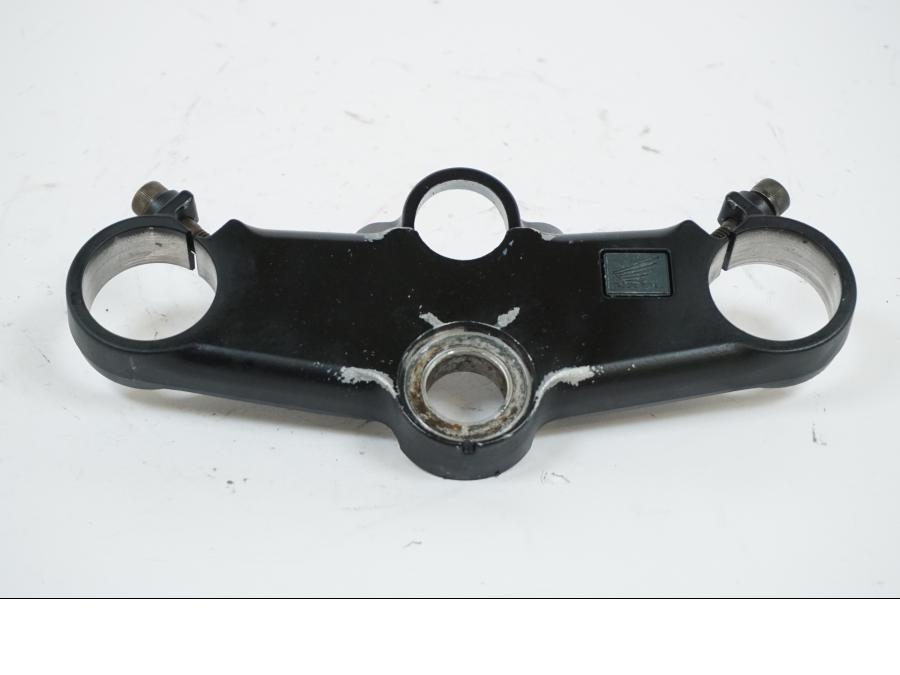 Framsidan på Gaffelkrona från en Honda CBR 600 -1998 motorcykel.