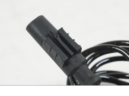 Baksidan på ABS givare från en KTM 1290 Super Duke R EVO -2023 motorcykel.