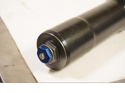 Vänster sida på Gaffelben från en Suzuki GSX-R 750 -2009 motorcykel.