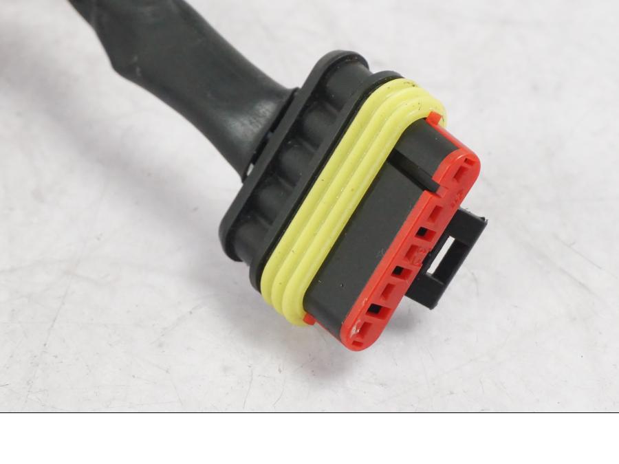 Baksidan på Kablage från en Ducati Multistrada V4 -2024 motorcykel.