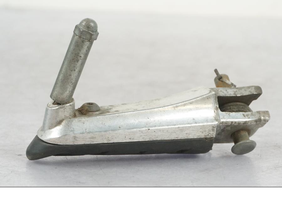 Snett uppifrån på Fotpinne från en Honda CBR 1100 XX -1999 motorcykel.