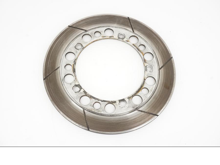 Baksidan på Bromsskiva från en Honda VF 750 C -1982 motorcykel.