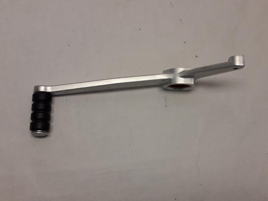 Höger sida på Växelpedal från en BMW S 1000 RR -2014 motorcykel.