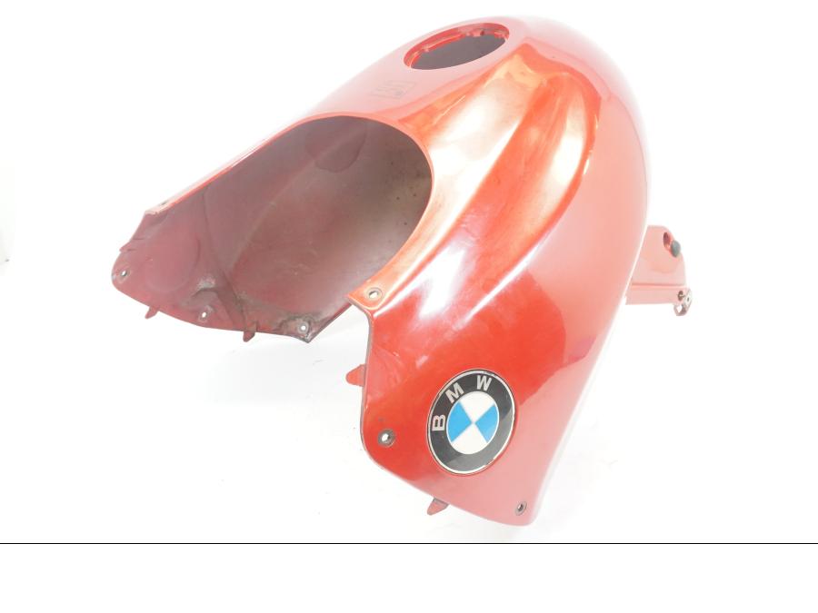 Baksidan på Bensintankskåpa från en BMW F 650 -1998 motorcykel.