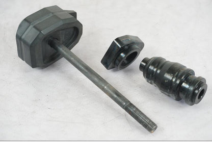 Snett uppifrån på Kraschpuckar från en Kawasaki Z 900 -2019 motorcykel.