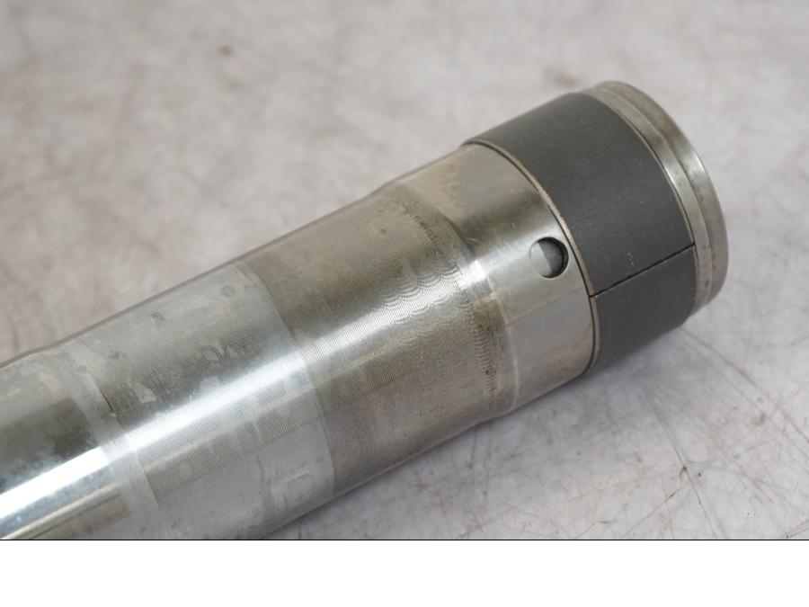 Vänster sida på Gaffelben från en Yamaha XT 600 -1986 motorcykel.