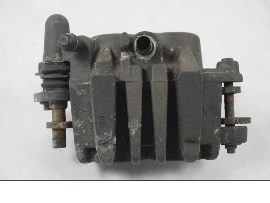 Höger sida på Bromsok från en Suzuki SV 650 S -2005 motorcykel.