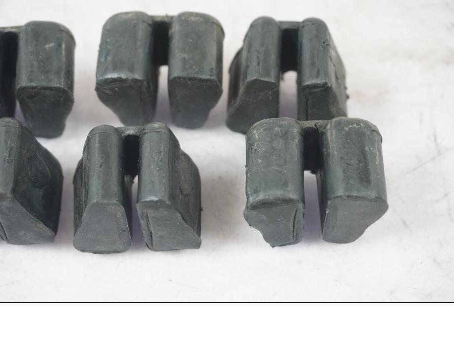 Höger sida på Ryckutjämnare från en KTM 1290 Super Adventure S -2022 motorcykel.