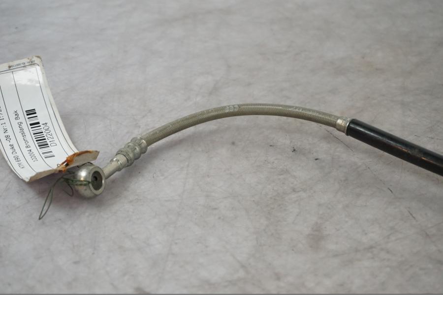 Höger sida på Bromsslang från en KTM 690 Duke -2008 motorcykel.