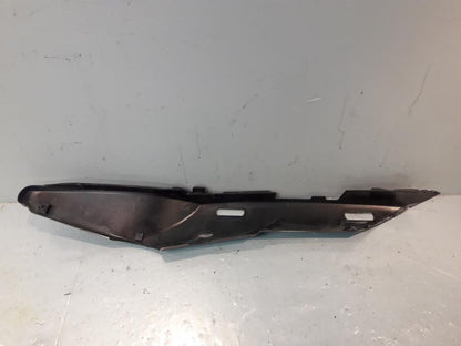 Baksidan på Bakvinge från en Kawasaki GTR 1400 -2012 motorcykel.