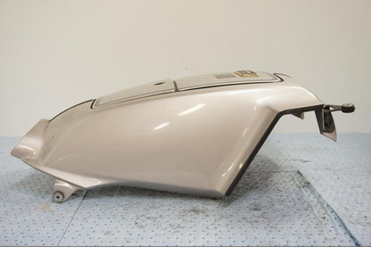 Framsidan på Bensintankskåpa från en Honda GL 1200 -1987 motorcykel.