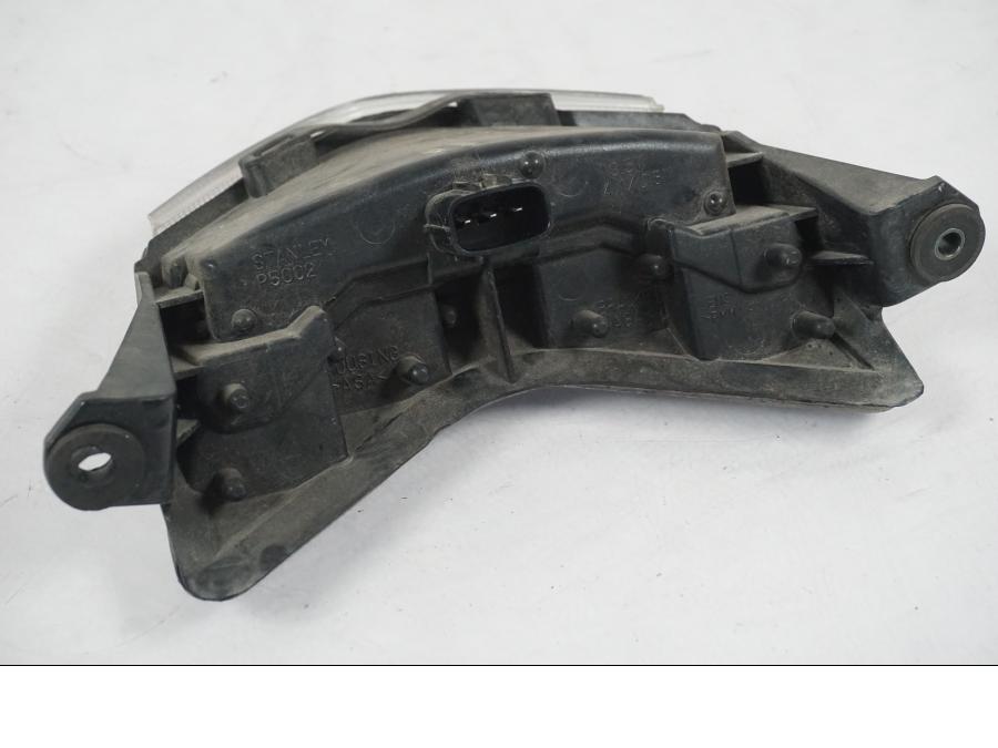 Snett nerifrån på Baklampa från en Kawasaki ZX-6R -2005 motorcykel.