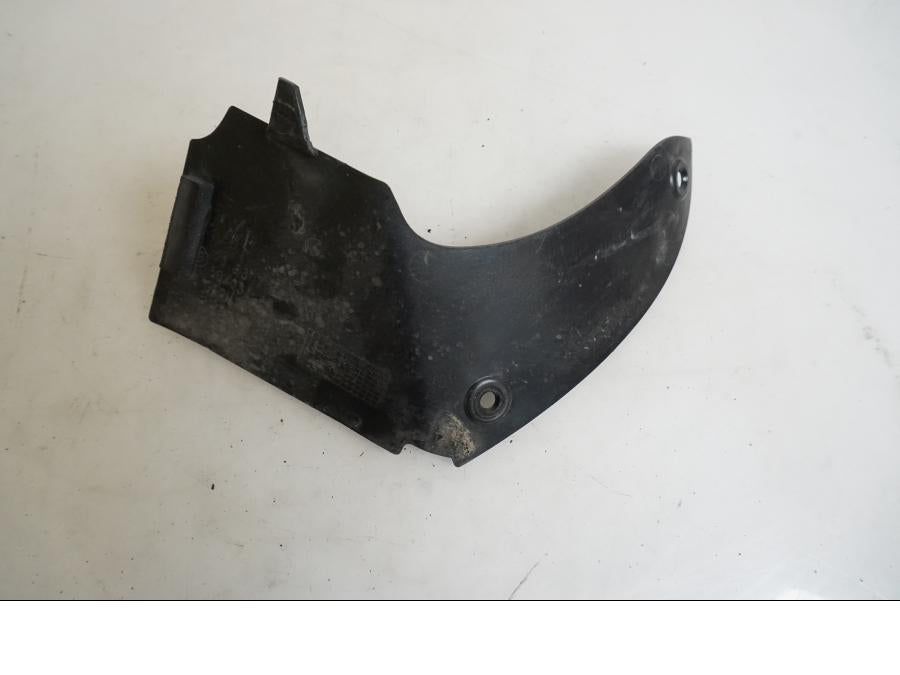 Baksidan på Instrumentpanelkåpa från en BMW K 1200 S -2007 motorcykel.