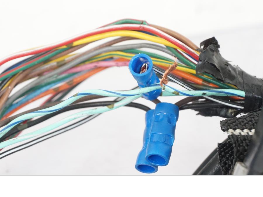 Extrabild5 på Kabelstam från en Yamaha MT-09 -2020 motorcykel.